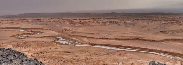 Villages aux Paysages Extraterrestres